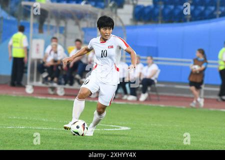 Moskau, Russland. Juli 2024. Hak Ri aus Nordkorea wurde während der Freundschaftsspiele der Frauen zwischen Russland und der DVRK im Moskvich-Stadion beobachtet. Endstand; Russland 0:0 Nordkorea. Quelle: SOPA Images Limited/Alamy Live News Stockfoto