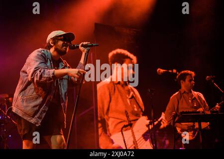 Lucca, Italien. Juli 2024. Calcutta tritt live beim Lucca Summer Festival auf. (Foto: Stefano Dalle Luche/Pacific Press/SIPA USA) Credit: SIPA USA/Alamy Live News Stockfoto