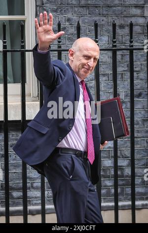 London, 16. Juli 2024. Darren Jones, Chief Secretary of the Treasury, MP Bristol North West und John Healey, Verteidigungsminister, MP Rawmarsh und Conisbrough. Die Minister nehmen an der Kabinettssitzung der Labour Party in der Downing Street, London, UK, Teil. Credit: Imageplotter/Alamy Live News Stockfoto