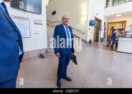 Mailand, Italien. Juli 2024. Attesa della Sentenza del Processo a Massimo Galli a palazzo di Giustizia - Mailand, Italien - Dienstag, 16. luglio 2024 (Foto Stefano Porta/LaPresse) Urteil des Prozesses gegen Massimo Galli im Justizpalast - Mailand, Italien -, 16. juli 2024 (Foto Stefano Porta/LaPresse) Credit: LaPresse/Alamy Live News Stockfoto