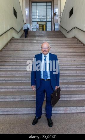 Mailand, Italien. Juli 2024. Attesa della Sentenza del Processo a Massimo Galli a palazzo di Giustizia - Mailand, Italien - Dienstag, 16. luglio 2024 (Foto Stefano Porta/LaPresse) Urteil des Prozesses gegen Massimo Galli im Justizpalast - Mailand, Italien -, 16. juli 2024 (Foto Stefano Porta/LaPresse) Credit: LaPresse/Alamy Live News Stockfoto