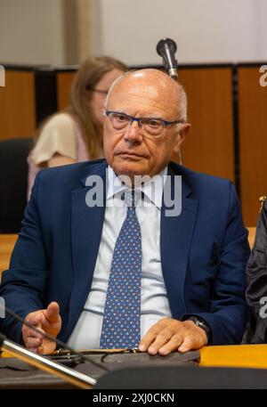 Mailand, Italien. Juli 2024. Attesa della Sentenza del Processo a Massimo Galli a palazzo di Giustizia - Mailand, Italien - Dienstag, 16. luglio 2024 (Foto Stefano Porta/LaPresse) Urteil des Prozesses gegen Massimo Galli im Justizpalast - Mailand, Italien -, 16. juli 2024 (Foto Stefano Porta/LaPresse) Credit: LaPresse/Alamy Live News Stockfoto