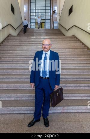 Mailand, Italien. Juli 2024. Attesa della Sentenza del Processo a Massimo Galli a palazzo di Giustizia - Mailand, Italien - Dienstag, 16. luglio 2024 (Foto Stefano Porta/LaPresse) Urteil des Prozesses gegen Massimo Galli im Justizpalast - Mailand, Italien -, 16. juli 2024 (Foto Stefano Porta/LaPresse) Credit: LaPresse/Alamy Live News Stockfoto