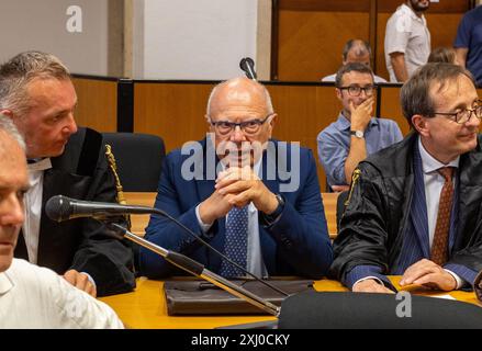 Mailand, Italien. Juli 2024. Attesa della Sentenza del Processo a Massimo Galli a palazzo di Giustizia - Mailand, Italien - Dienstag, 16. luglio 2024 (Foto Stefano Porta/LaPresse) Urteil des Prozesses gegen Massimo Galli im Justizpalast - Mailand, Italien -, 16. juli 2024 (Foto Stefano Porta/LaPresse) Credit: LaPresse/Alamy Live News Stockfoto