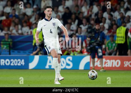 Berlin, Allemagne. Juli 2024. Declan Rice von England während des Endrunde der UEFA Euro 2024 zwischen Spanien und England am 14. Juli 2024 im Olympiastadion in Berlin - Foto Jean Catuffe/DPPI Credit: DPPI Media/Alamy Live News Stockfoto