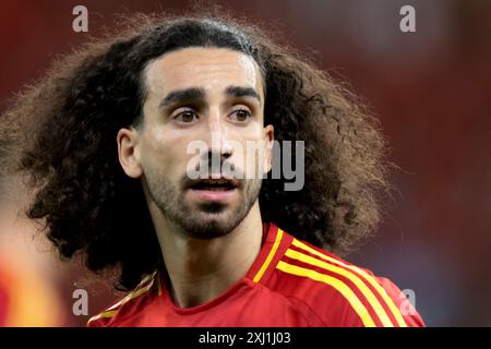 Berlin, Allemagne. Juli 2024. Marc Cucurella aus Spanien während des Endrunde der UEFA Euro 2024 zwischen Spanien und England am 14. Juli 2024 im Olympiastadion in Berlin - Foto Jean Catuffe/DPPI Credit: DPPI Media/Alamy Live News Stockfoto