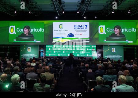 Mailand, Italien. Juli 2024. Palazzo della Borsa. Quale Europa? Assemblea estiva Confagricoltura.- Cronaca - Milano, Italia - Marted&#xec; 16 luglio 2024(Foto Alessandro Cimma/Lapresse) Stock Exchange Building. Welches Europa? Confagricoltura.Summer Assembly - Chronicle - Mailand, Italien - Dienstag, 16. Juli 2024 (Foto Alessandro Cimma/Lapresse) Credit: LaPresse/Alamy Live News Stockfoto