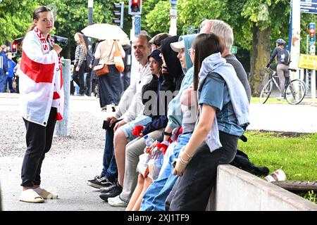 Gamla Ullevi, Göteborg, Schweden, 16. Juli 2024: Englische Fans vor dem Spiel der europäischen Qualifikation der Frauen am 16. Juli 2024 zwischen Schweden und England bei Gamla Ullevi in Göteborg, Schweden (Peter Sonander/SPP) Credit: SPP Sport Press Photo. /Alamy Live News Stockfoto