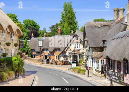 Shanklin Old Village Isle of Wight - das Village Inn und das Crab Inn sind strohgedeckte Cottages an der Church Road Shanklin Isle of Wight England Großbritannien GB Europa Stockfoto