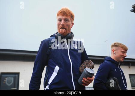 Gayfield Park, Arbroath, Großbritannien. Juli 2024. Premier Sports Cup Football, Arbroath gegen Dundee; Simon Murray aus Dundee kommt bei Gayfield Credit: Action Plus Sports/Alamy Live News Stockfoto