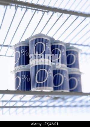 Petit-suisses 0 % im Kühlschrank Stockfoto