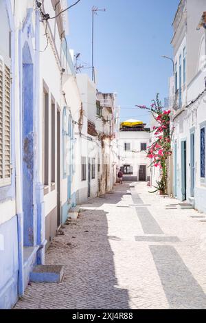 Malerische Straße in Olhão, Portugal (Algarve) Stockfoto