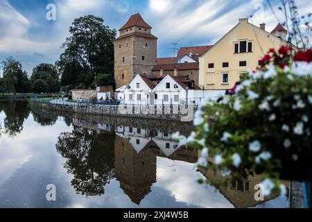 Ceske Budejovice on 14.07.2024 Ansicht von zelezny Most, Ceske Budejovice, am 14. Juli 2024 Budweis Tschechische Republik *** Ceske Budejovice am 14 07 2024 Ansicht von zelezny Most, Ceske Budejovice, am 14. Juli 2024 Budweis Tschechische Republik Copyright: XBEAUTIFULxSPORTS/OlafxRellischx Stockfoto