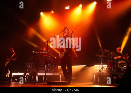 Juanes live auf der European Tour 2024 in der Uber Eats Music Hall in Berlin am 24. Juni 2024 Stockfoto