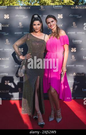 Micaela Shepherd und Franziska Scheffter bei der ersten Fashion Night mit Harald Gloeoeckler für seine neue Modekollektion Teuber by HARALD Stockfoto