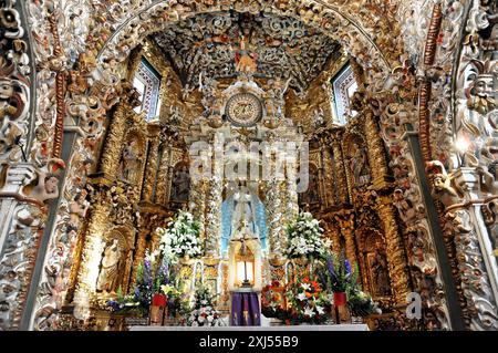 Kirche Iglesia Santa Maria de Tonantzintla, San Pedro Cholula, Puebla, Mexiko, Lateinamerika, Nordamerika, Mittelamerika, das prächtige Innere Stockfoto