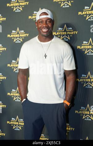 Arlington, Texas, USA. Juli 2024. Der ehemalige MLB-Spieler Ryan Howard besucht den roten Teppich für die 2024 Players Party, die von der Major Leagues Baseball Players Association (MLBPA), Lids and Topps im AT&T Stadium veranstaltet wird. Am Montag, den 15. Juli 2024, in Arlington, Texas. Die Veranstaltung ist Teil der MLB All Star Week. (Kreditbild: © Javier Vicencio/eyepix via ZUMA Press Wire) NUR REDAKTIONELLE VERWENDUNG! Nicht für kommerzielle ZWECKE! Stockfoto