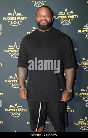 Arlington, Texas, USA. Juli 2024. Der ehemalige MLB-Spieler Prince Fielder besucht den roten Teppich für die 2024 Players Party, die von der Major Leagues Baseball Players Association (MLBPA), Lids and Topps im AT&T Stadium veranstaltet wird. Am Montag, den 15. Juli 2024, in Arlington, Texas. Die Veranstaltung ist Teil der MLB All Star Week. (Kreditbild: © Javier Vicencio/eyepix via ZUMA Press Wire) NUR REDAKTIONELLE VERWENDUNG! Nicht für kommerzielle ZWECKE! Stockfoto