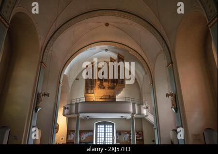 Orgelloft der Kirche St. Johannes des Täufers, Siegen, Nordrhein-Westfalen Stockfoto