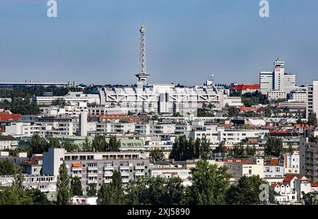 Blick auf den Funkturm, ICC und Rundfunk Berlin Brandenburg, rbb, 26.04.2024, Berlin, Berlin, Deutschland Stockfoto