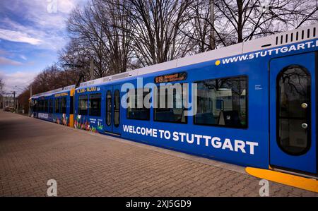 U-Bahn, Werbung für die EURO 2024, Fußball-Europameisterschaft, Stuttgart, Logo, Slogan Willkommen in Stuttgart, vereint von Freunden Stockfoto