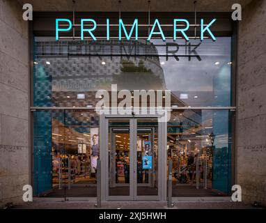 Primark, Logo, Textilkette, Kleidung, Kaufhauskette, Einzelhandel, Geschäft, Leipzig, Sachsen, Deutschland Stockfoto