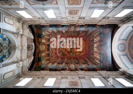 Innenansicht, Deckenmalerei, Decke, perspektivische Malerei, Pfarrkirche Igreja Paroquial de Sao Paulo, Lissabon, Portugal Stockfoto