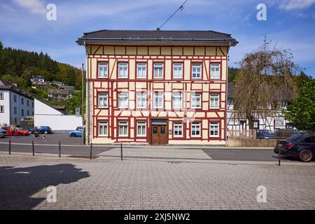 Fachwerkhaus in Adenau, Eifel, Landkreis Ahrweiler, Rheinland-Pfalz, Deutschland Stockfoto