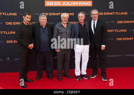 Die Ermittlung , Filmpremiere im Zoo Palast, Berlin, 16.07.2024 Clemens Schick, Andreas Lechner, Bernhard Schütz, Wilfried Hochholdinger, Rainer Bock, DIE ERMITTLUNG , Photo Call am Roten Teppich zur Berlin-Premiere im ZOO Palast, Berlin, 16.07.2024 Berlin Zoo Palast Deutschland *** die Ermittlung , Filmpremiere im Zoo Palast, Berlin, 16 07 2024 Clemens Schick, Andreas Lechner, Bernhard Schütz, Wilfried Hochholdinger, Rainer Bock, DIE ERMITTLUNG , Photo Call am Roten Teppich zur Berlin Premiere im ZOO Palast, Berlin, 16 07 2024 Berlin Zoo Palast Deutschland, deutschland Copyright: xChristianx Stockfoto