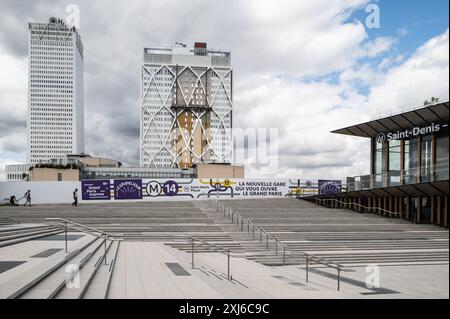 Bahnhof St. Denis Pleyel, Linie 14 Paris Vorort Stockfoto