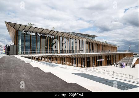 Bahnhof St. Denis Pleyel, Linie 14 Paris Vorort Stockfoto