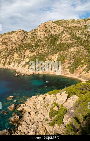 Cala EN Basset Bucht in der Nähe von Sant Elm, Andratx, Mallorca, Balearen, Spanien Stockfoto
