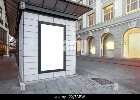 Leeres Nachahmbild Der Werbetafel Auf Der City Street Stockfoto