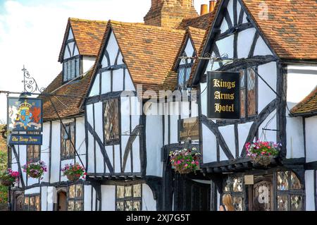 Das Kings Arms Hotel, High Street, Old Amersham, Buckinghamshire, England, Vereinigtes Königreich Stockfoto