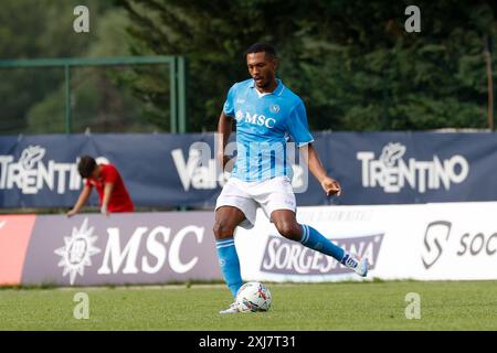 Juan Jesus von Neapel spielt am 16. Juli 2024 während eines Freundschaftsspiels in Dimaro Folgarida, Trient, Italien Stockfoto