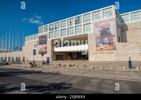 Lissabon Portugal - 16 . Juni 2024 . Centro Cultural de Belem (Kulturzentrum belem). Großes Museum und Kulturzentrum mit Ausstellungen und Kunstsammlungen Stockfoto