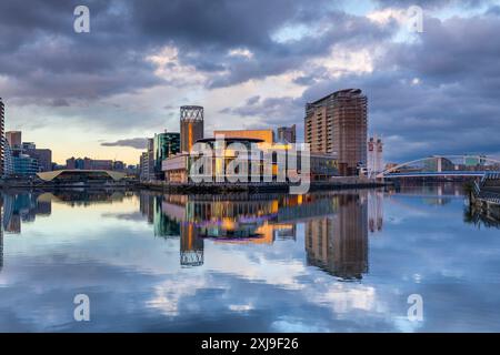 The Lowry Centre and Theatre, Media City UK, Salford Quays, Greater Manchester, England, Vereinigtes Königreich, Europa Copyright: JohnxGuidi 1237-694 Stockfoto