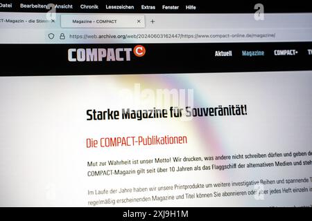 17. Juli 2024: Die Website des Compact Magazins, das von Nancy Faeser verboten wurde, kann noch einen Tag nach dem Verbot über das Wayback Archive abgerufen werden. Computerbildschirm mit der im Archiv verfügbaren Website. NUR ZUR REDAKTIONELLEN VERWENDUNG *** die Website vom von Nancy Faeser verbotene Compact Magazin ist einen Tag nach dem Verbot über das Wayback Archiv weiter aufrufbar. Computer Bildschirm mit der im Archiv vorhanden Website. NUR ZUR REDAKTIONELLEN VERWENDUNG Stockfoto