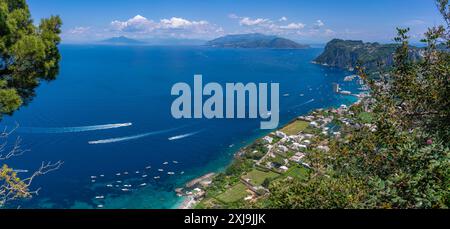 Blick auf Grande Marina vom Anacapri Panorama Aussichtspunkt, Anacapri, Insel Capri, Bucht von Neapel, Campania, Italien, Mittelmeer, Europa Urheberrecht: Fra Stockfoto