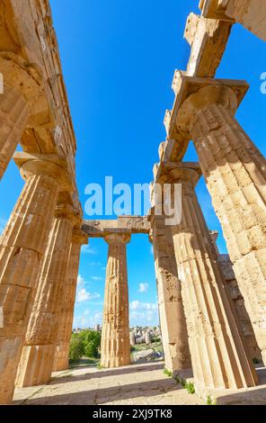 Tempel der Hera Tempel E, Selinunte Archäologischer Park, Selinunte, Trapani Bezirk, Sizilien, Italien, Mittelmeer, Europa Copyright: MarcoxSimoni 718- Stockfoto