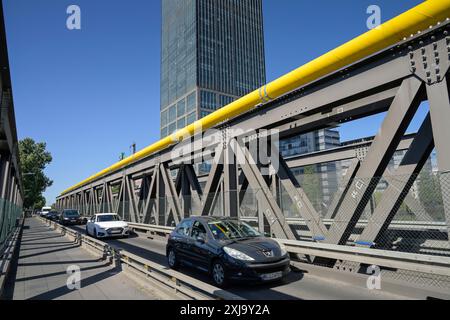 Elsenbrücke, verengte Fahrspur, Baustelle, Friedrichshain, Friedrichshain-Kreuzberg, Berlin, Deutschland Stockfoto