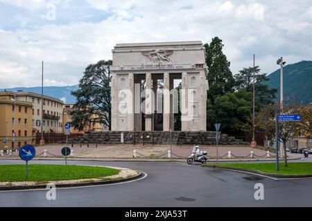 Bozen, Suedtirol, Italien - Siegesdenkmal am Siegesplatz. Bozen Süddtirol Italien *** Bozen, Südtirol, Italien Siegesdenkmal auf dem Siegesplatz Bozen Südtirol Italien Stockfoto