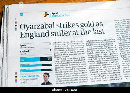 „Oyarzabal schlägt Gold, als England am Ende leidet“, titelt die Guardian-Zeitung Sport Euro 2024 England Spanien letztes Fußballspiel Berlin Deutschland Stockfoto