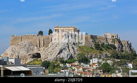 Athen, Griechenland - 03. Mai 2015: Antike Ruinen der Akropolis Parthenon Historic Landmark Travel Panorama. Stockfoto