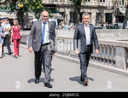 Saint Ouen, Paris, Frankreich. Juli 2024. Die Aktivierung des Anti-Terror-Perimeters (SILT), der seit dem 18. Juli 2024 anlässlich der Eröffnungszeremonie der Olympischen Spiele in Anwesenheit des Ministers für Inneres und Überseegebiete Gérald DARMANIN und des Präfekten von Paris, Marc Guillaume, Präfekt der Region Ile-de-France, eingerichtet wurde; der Polizeipräfekt und die Führungskräfte des Polizeipräsidiums. (Kreditbild: © Sadak Souici/ZUMA Press Wire) NUR REDAKTIONELLE VERWENDUNG! Nicht für kommerzielle ZWECKE! Stockfoto