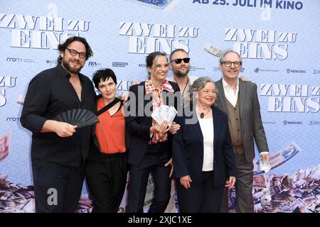 Ronald Zehrfeld, Ursula Werner, Natja Brunckhorst, Max Riemelt, Ursula Werner und Olli Dittrich bei der Sommerkomoedie ZWEI ZU eins im Delphi-Filmpalast in Berlin 17.07.2024 *** Ronald Zehrfeld, Ursula Werner, Natja Brunckhorst, Max Riemelt, Ursula Werner und Olli Dittrich bei der Sommerkomödie ZWEI ZU eins beim Delphi Filmpalast in Berlin 17 07 2024 Stockfoto