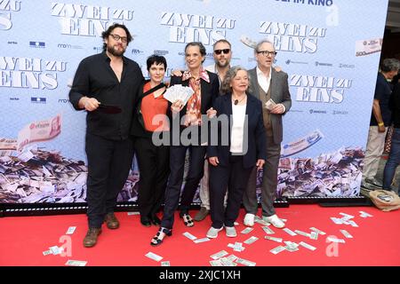 Ronald Zehrfeld, Ursula Werner, Natja Brunckhorst, Max Riemelt, Ursula Werner und Olli Dittrich bei der Sommerkomoedie ZWEI ZU eins im Delphi-Filmpalast in Berlin 17.07.2024 *** Ronald Zehrfeld, Ursula Werner, Natja Brunckhorst, Max Riemelt, Ursula Werner und Olli Dittrich bei der Sommerkomödie ZWEI ZU eins beim Delphi Filmpalast in Berlin 17 07 2024 Stockfoto