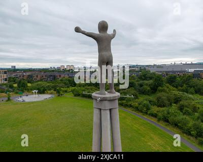 Die Hope Sculpture von Steuart Padwick wurde 2021 für die COP26 in Glasgow gebaut Stockfoto