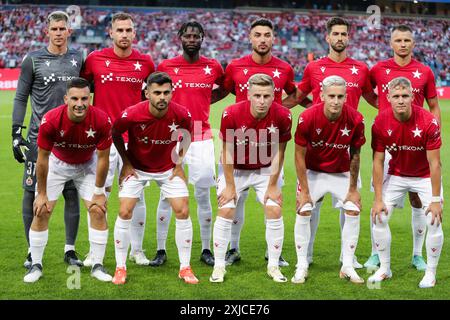 Krakau, Polen. Juli 2024. Das Team von Wisla Krakau wurde während des Ausscheidungsspiels der UEFA Europa League 2024/2025 zwischen Wisla Krakau und KF Llapi Podujevo im City Stadium gesehen. Endpunktzahl: Wisla Krakau 2:0 KF Llapi Podujevo. (Foto: Grzegorz Wajda/SOPA Images/SIPA USA) Credit: SIPA USA/Alamy Live News Stockfoto