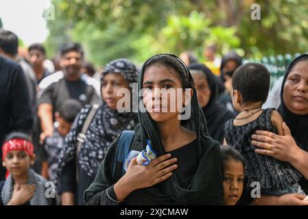 Indien. Juli 2024. NOIDA, INDIEN – 17. JULI: Schiitische muslimische Gläubige nehmen am 17. Juli 2024 in Noida, Indien, an einer Trauerprozession zum Tag der Aschura Teil. (Foto: Sunil Ghosh/Hindustan Times/SIPA USA) Credit: SIPA USA/Alamy Live News Stockfoto